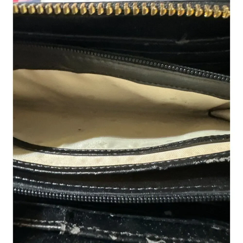 Kate Spade New York Black Cream Stripe Zip Around Wallet Organizer Continental